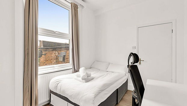 Bright and Newly Furnished Acton Apartment - Foto 3, Habitación