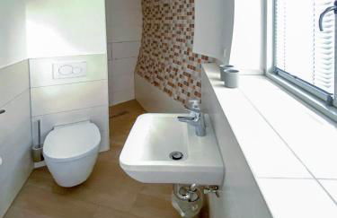 Kugelhaus Tamika - Sauna, Whirlpoolwanne und Kamin am Tollensesee - Foto 20