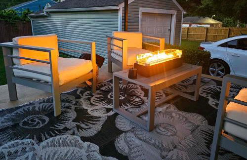 3 Mi to Dtwn Youngstown and YSU Family Home with Yard - Foto 24