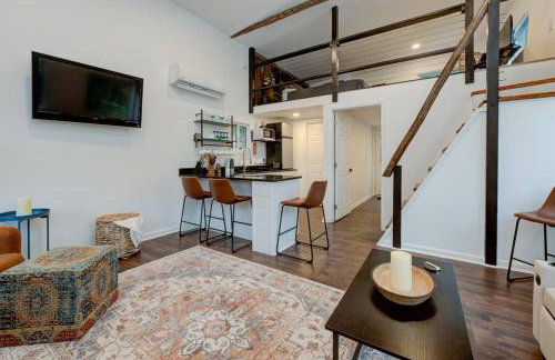 Sleeps 5-6 Near RRG-Hot Tub-Nice Sunrise-Quiet - Foto 12