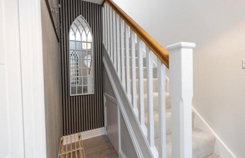 New, modern 4 bed, 3 bath house ,free parking - Foto 19