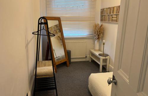 Modern 2-Bed Home Sleeps 3 Near Palmers Green Stn - Foto 7