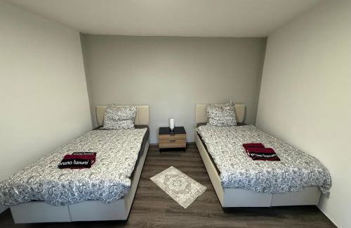 Monteur und Ferienhaus Herne Zentrum WLAN, Küche und Parkplatz - Foto 12