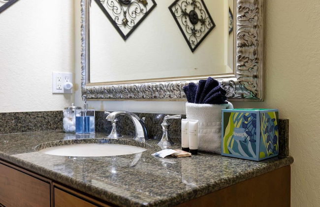 3BR Family Apartment for 8 Peaceful Residential Retreat - Foto 6