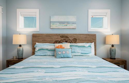 Luxury Beachfront l Sleeps 20, Hot Tub, Pool & Game Room Fun! - Foto 44