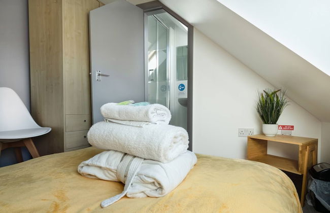 Family Holiday Home With Hot Tub Sleeps 8 - Foto 13