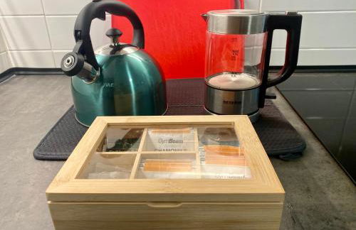 Dimora Pasolini , Stylish Two Bedroom Apartment in the Historic Center - Foto 24