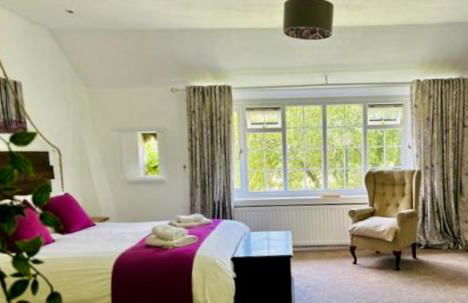 Devon 6-Bed Cottage with Country Views & Parking - Foto 2