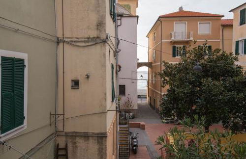 Sea View, in the old town Santo Stefano Al Mare - Foto 12