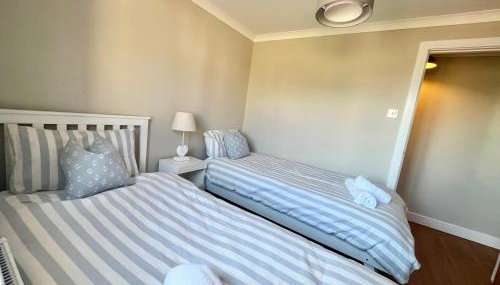 Modern 3 bed Bungalow with parking, private garden - Foto 4, Other