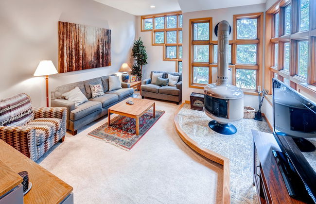 River Glen Condos by CRMR - Foto 27