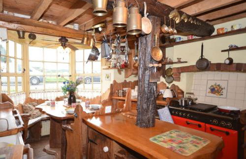 4 Bed in Corfe Mullen THOLD - Photo 4