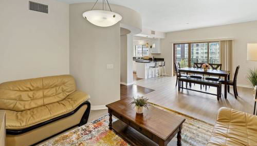 Charming 2BR2BA Home Near Downtown LA And Walkable Amenities - Foto 2