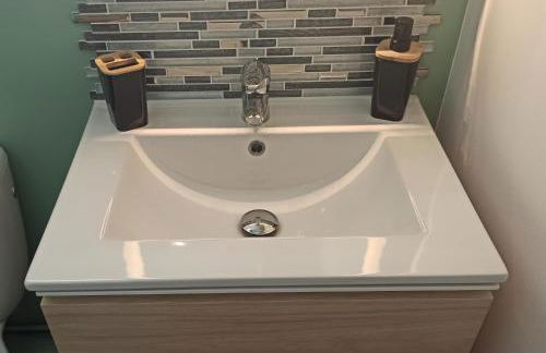 Studio cosy, Meaux centre, Disney-Paris, proche gare et activités - Foto 9