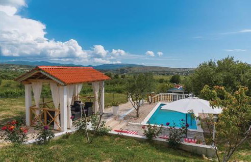 One-Bedroom Holiday Home In Danilo - Photo 8