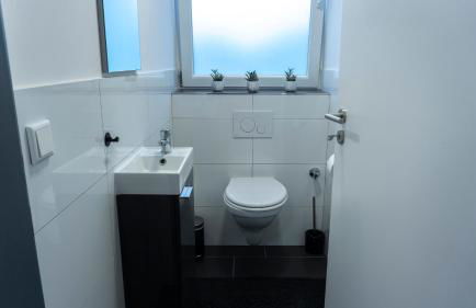 Moderne Ferienwohnung in Gelsenkirchen-Schalke für 1 bis 7 Personen mit Terrasse, ideal für Gruppen & Stadionbesuche - Foto 22