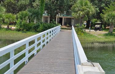 Low Country Cottage in Beautiful Habersham - Photo 13