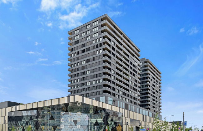 Stylish Luxurious Apt w Pool & Gym ID214 - Foto 42