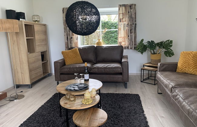 Cozy Holiday Home in Zonnemaire Near Lakebeach - Photo 29