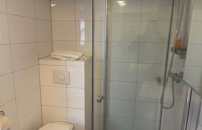 Located at Heart of City Center - Foto 10