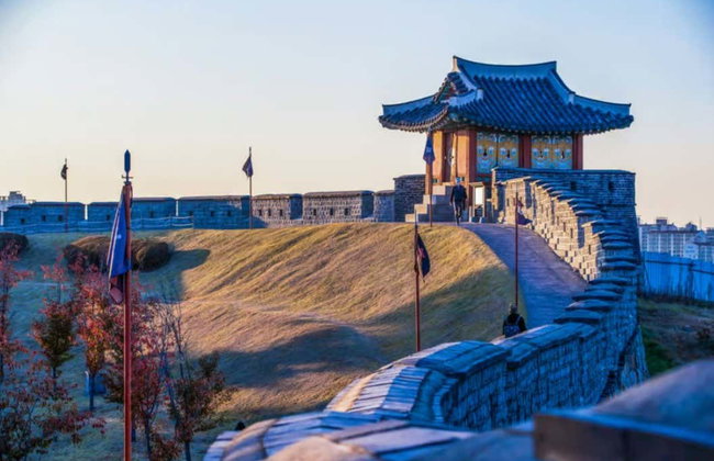 Seoul Hwaseong Fortress & Traditional Korean Village Day Trip - Photo 2
