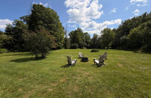 Spacious 4BR Summer Escape Queechy Lake Passes - Foto 35