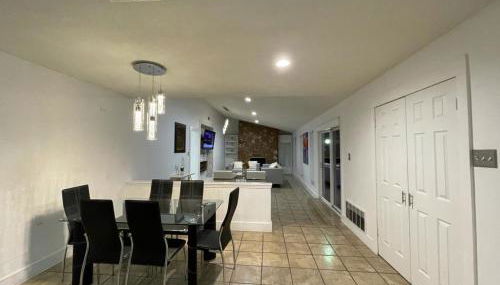 Luxury Home-Minutes from DFW & Dallas Love field - Foto 4