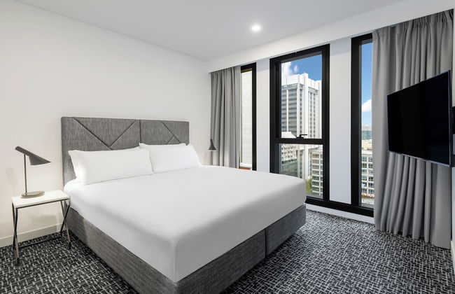 Meriton Suites Melbourne - Photo 20