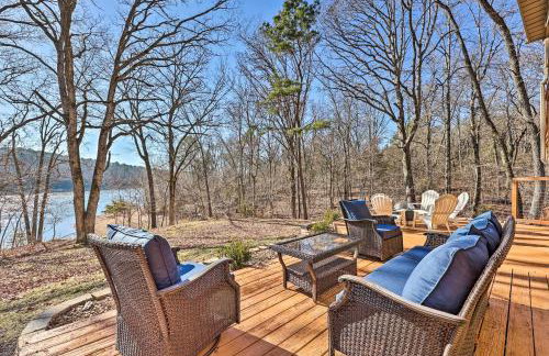 Cozy Beaver Lake Cabin with Waterfront View and Kayaks - Foto 24