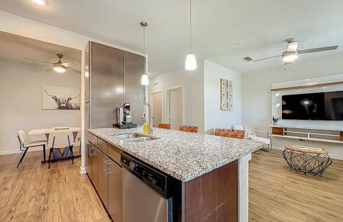 XL 1BR 2-King Beds Near Mayo Pool Gym Workspace - Foto 34