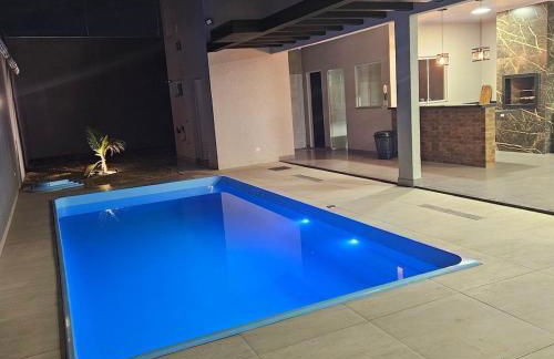 Linda Casa Nova e com piscina - Foto 35