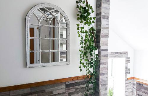 Meadow View Apartments are 2 and 3 bedroomed with private parking - Foto 60