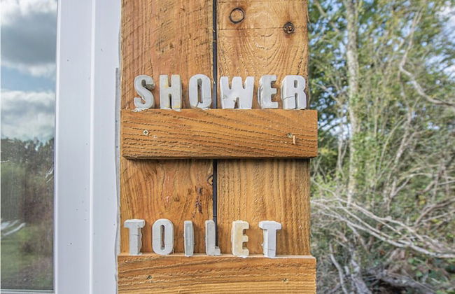 Double Decker Bus on an Alpaca Farm Sleeps 8 - Foto 22