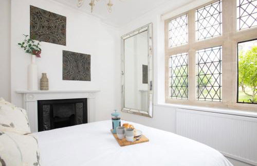 Number 42 by The Butler Collection - Foto 12