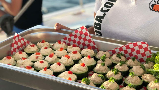 Profiter des apéritifs