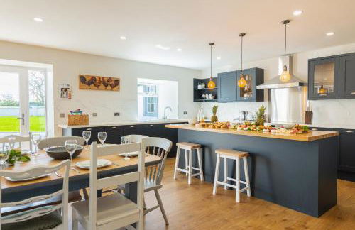 Nether Newton - Sleeps 12, Hottub, Sauna, Private Garden - Foto 56