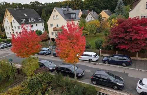 Wohnung am Wald in ruhiger Siedlung Panoramafenster zum höchsten Kunstwerk der Welt 5 Min zur Autobahn oder Zentrum - Foto 15