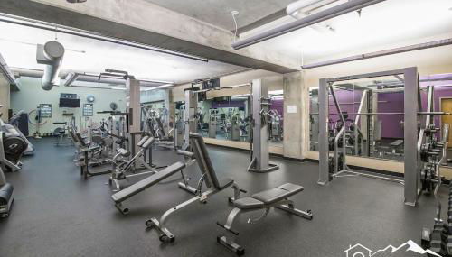 Condo w pvt balcony & gym access - Foto 5