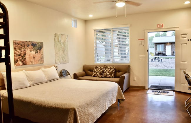 Zion's Camp and Cottages - Photo 2