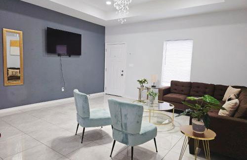 Beautiful Apartment 9 min to Mercedes Outlets - Foto 7