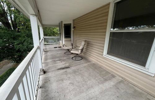2nd Floor suite, close to ISU, Mill, & downtown - Foto 17