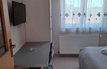 Apartmani Lana - Photo 11