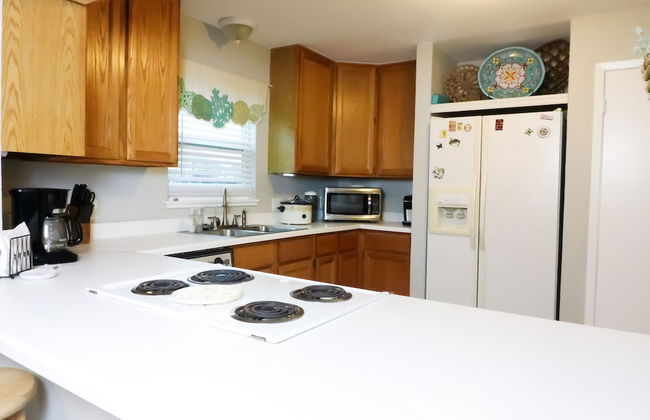 Sunny Daze Walk to Beach 2 Decks Pet Friendly Has a Mini Bar - Foto 11