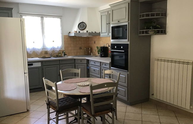 Villa in Occitania With Pool and Garden - Foto 11