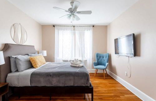 The B&W Haven 5BR Home with yard theater - Foto 45