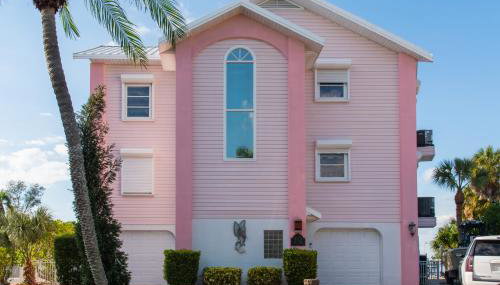 232 South Harbor Upstairs 3 Bedroom Apts by RedAwning - Foto 2