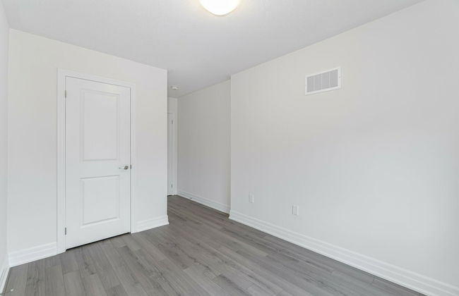 Waterfront Executive Villas - Photo 6