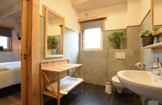 Grandeur Villa with Sauna & Hot Tub in Durbuy - Photo 22