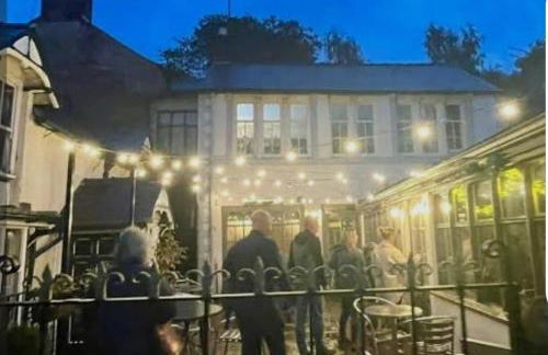 The Green Room - Photo 14