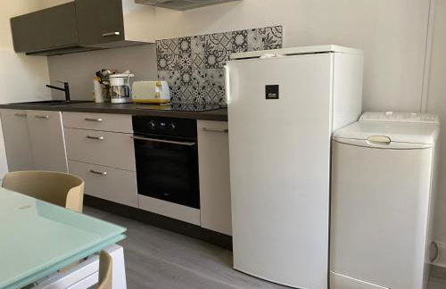 Appartement central à La Bourboule pour 4 pers - FR-1-858-25 - Foto 2